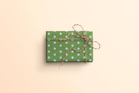 Green Polka Dot Gift Wrapper