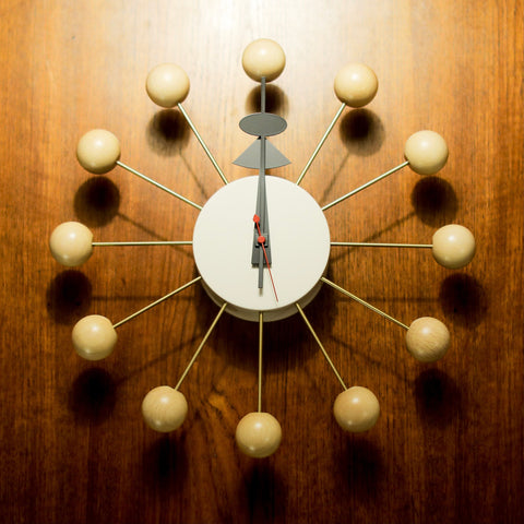 Natural Ball Clock